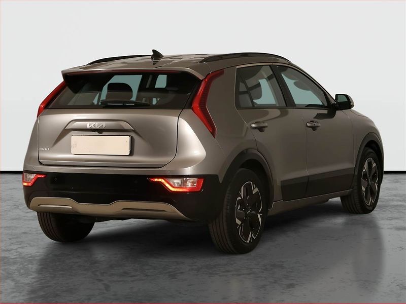 Kia Niro (2023) EV, SoH 100% - fotka 5 z 22