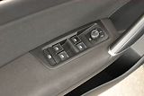Volkswagen Touran (2018) 1.5 TSI, Navi, Park. senzory - náhled 16