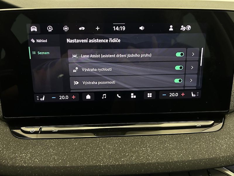 Škoda Octavia 1.5 TSI Top selection - fotka 13 z 25