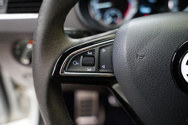 Škoda Octavia - fotka 15 z 32