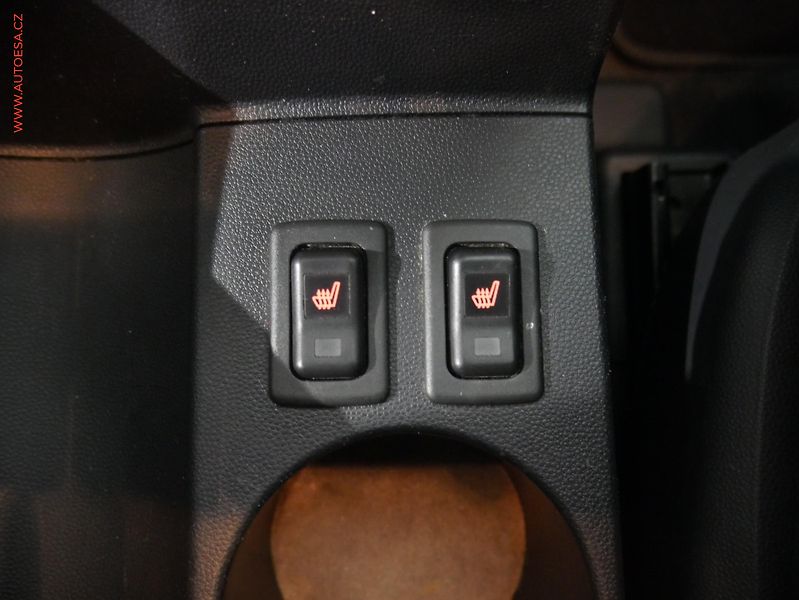 Mazda 5 (2011) 1.6 D, 1.maj,ČR - fotka 19 z 19
