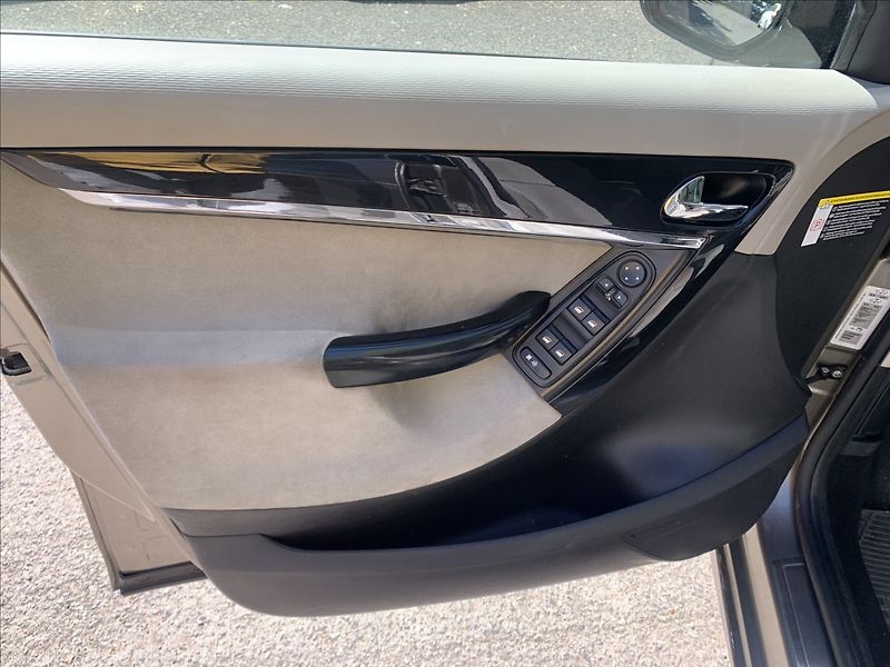 Citroën C4 Picasso 1,6 HDI AUTOMAT,EXCLUSIV,7.MÍS - fotka 14 z 21