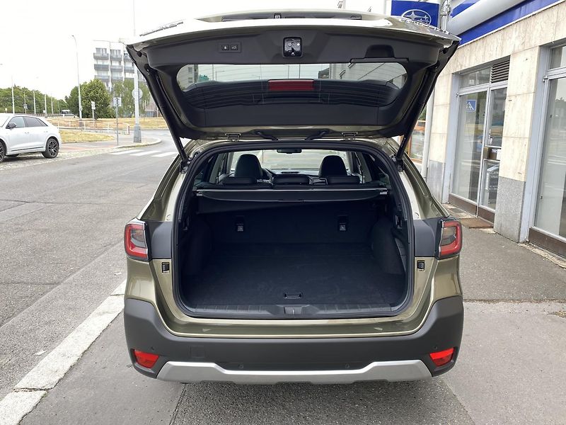 Subaru Outback (2025) 2.5i-Touring EyeSight -2025,5 - fotka 8 z 16