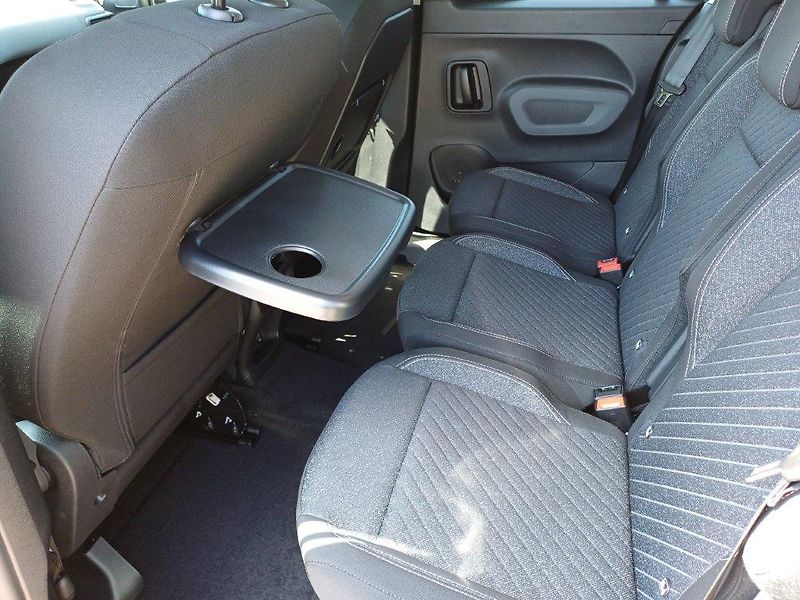 Peugeot Rifter (2026) Long Allure 1.5 HDI 130k - fotka 23 z 43