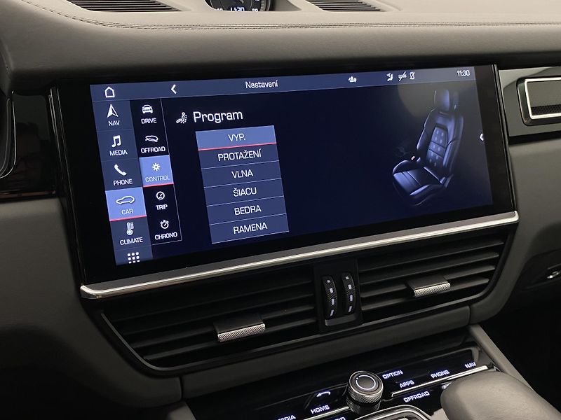 Porsche Cayenne E-HYBRID 250kW AWD AUT CZ - fotka 51 z 111