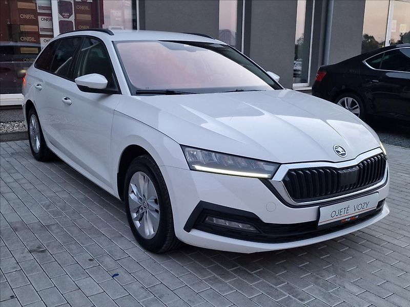 Škoda Octavia 2.0TDI Combi, původ ČR,1.Maj. - fotka 3 z 50