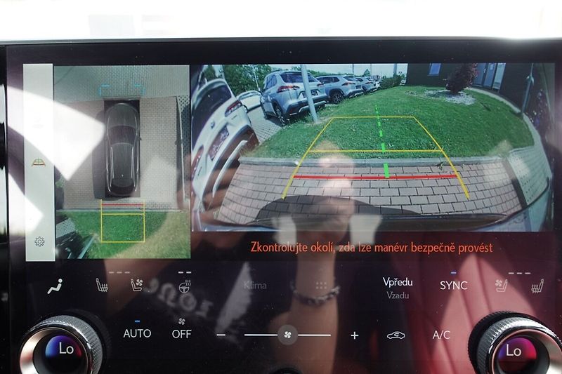 Lexus RX 500h ZLEVNĚNO F Sport Plus Panorami - fotka 29 z 40