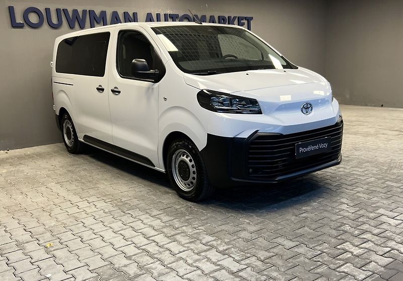 Toyota ProAce Verso 2,0 KOMBI L1 8 MÍST 6MT - fotka 13 z 16