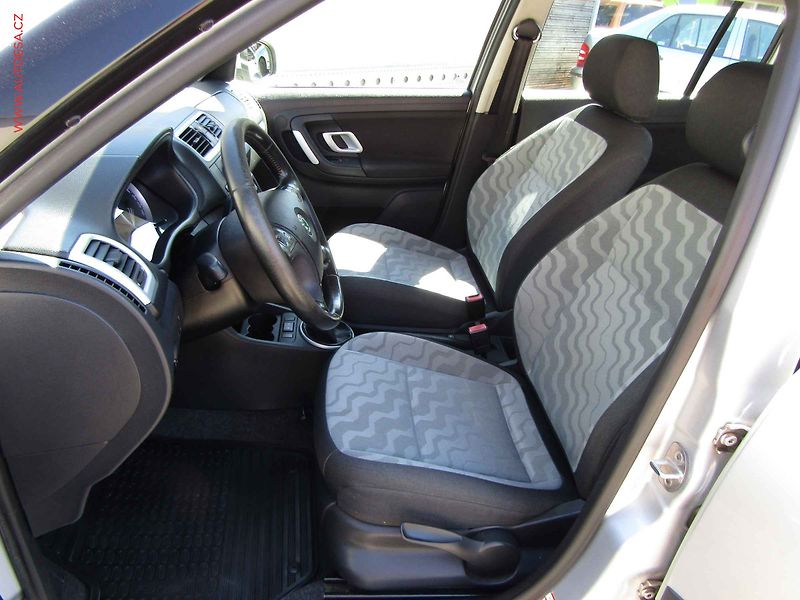 Škoda Fabia (2008) 1.2 i, ČR, STK5/28 - fotka 9 z 17