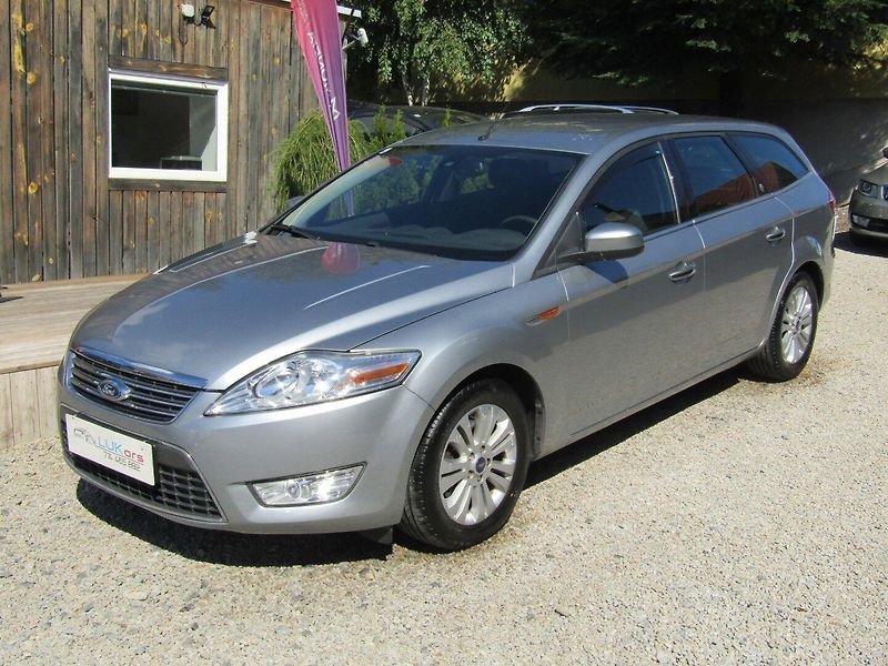 Ford Mondeo (2008) 2.0 TDCi GHIA 1.MAJITEL - fotka 1 z 43