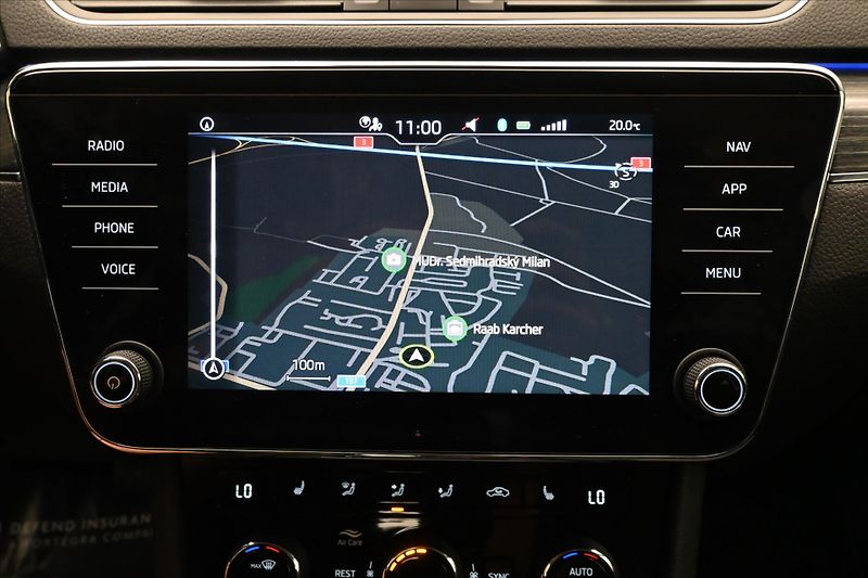 Škoda Superb 1,5 TSI 110 kW DSG Business Zá - fotka 20 z 32