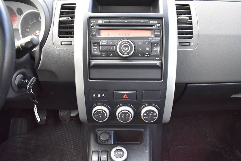 Nissan X-Trail 2,0 DCi 1M,127KW,TOP BARVA! - fotka 11 z 19
