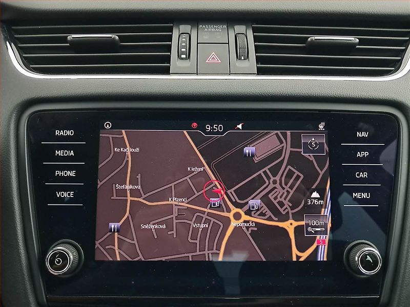 Škoda Octavia (2018) Style Plus 1.0 TSI, Serv.kniha - fotka 13 z 18