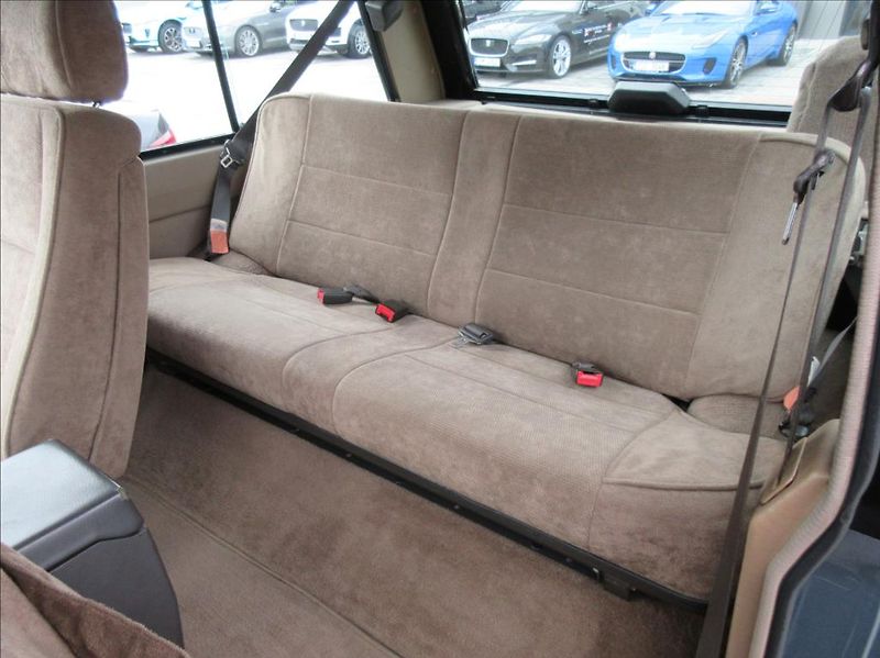 Land Rover Range Rover 3,9 i V8 EFi ,3d,manuál  Class - fotka 15 z 28