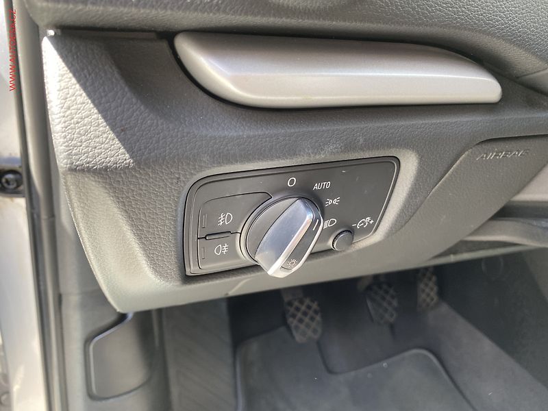 Audi A3 (2014) 2.0 TDi, Attraction, bixen - fotka 14 z 16