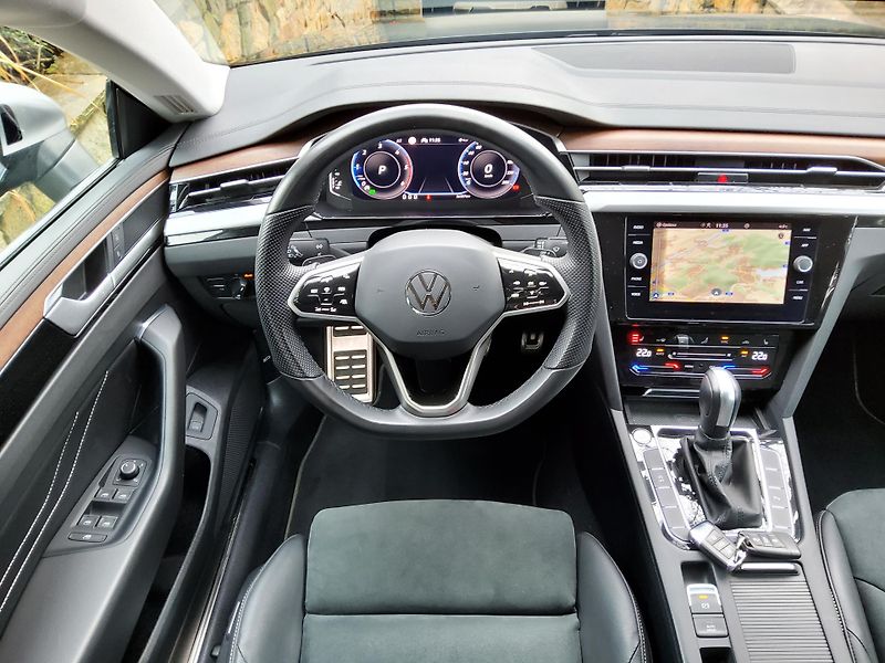Volkswagen Arteon (2023) 2.0TDI DSG 1maj ČR Elegance - fotka 11 z 24