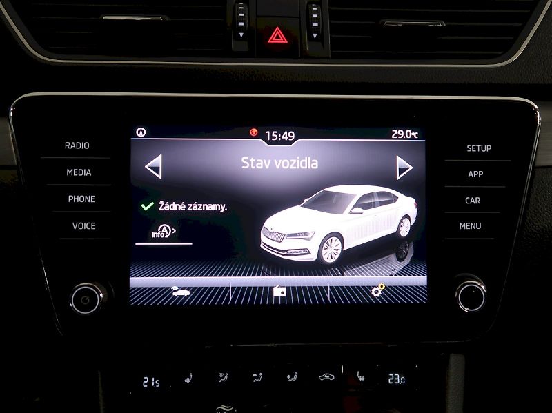 Škoda Superb (2018) STYLE 2.0TDI 140KW DSG CANTON - fotka 28 z 42