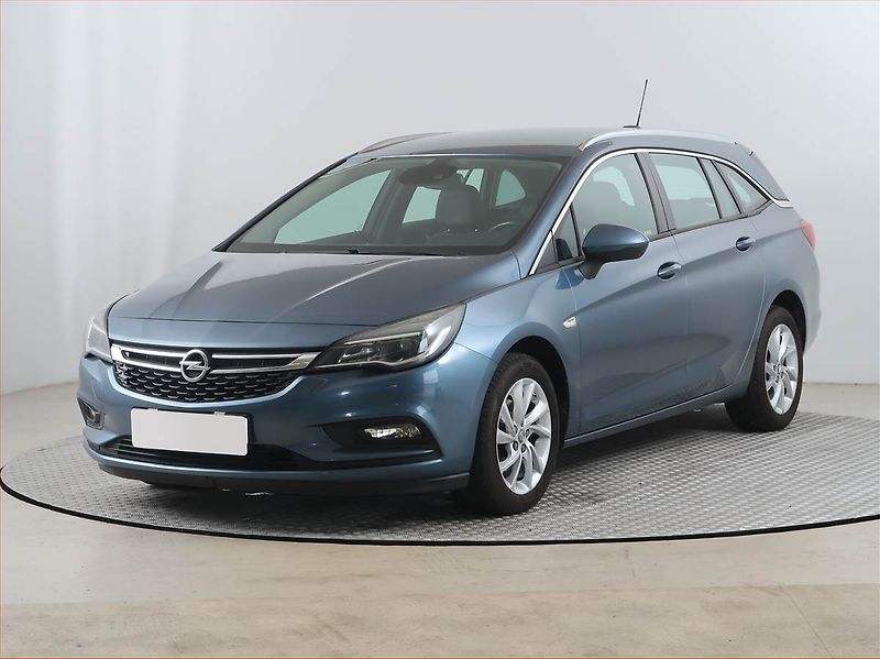 Opel Astra (2017) 1.4 T, Serv.kniha, Tempomat - fotka 2 z 15