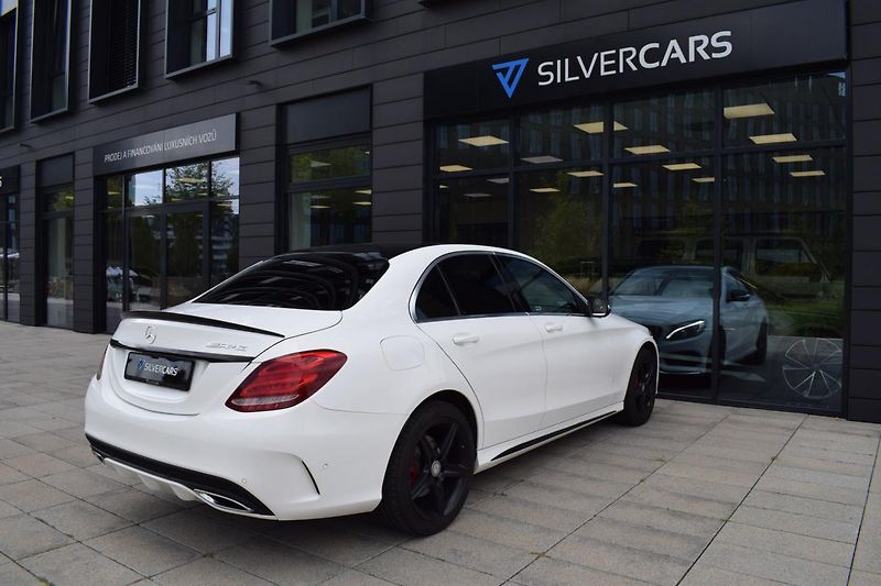 Mercedes-Benz Třídy C (2014) C220d/AMG paket/Sound motoru - fotka 14 z 26