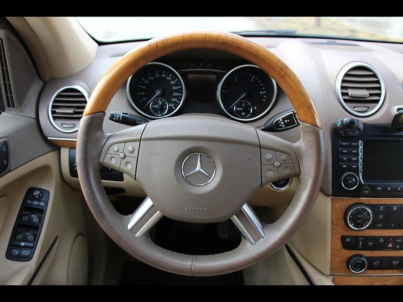 Mercedes-Benz GL 320 CDI 4Matic/navi/kůže - fotka 32 z 53
