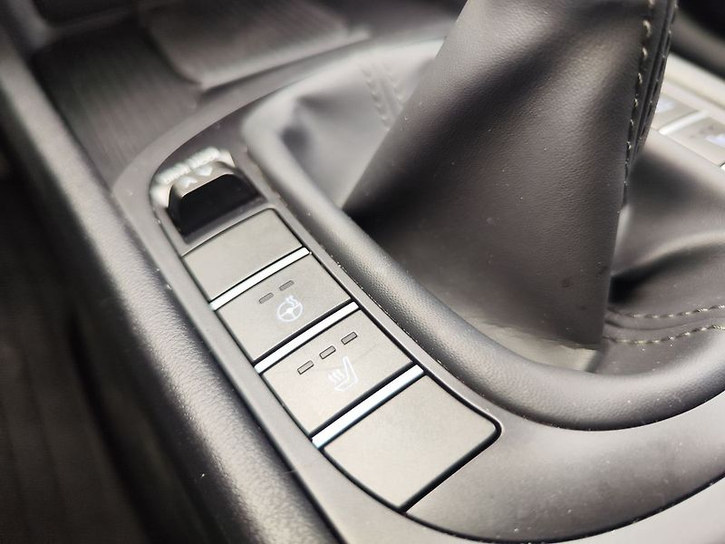 Hyundai Kona 1.0 T-GDi/88kW Sound Bosse - fotka 26 z 35
