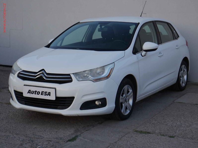 Citroën C4 (2013) 1.6 i - fotka 3 z 15