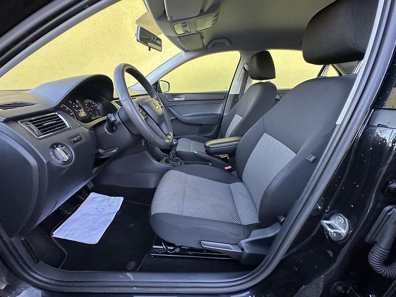 Seat Toledo (2014) 1.2TSI/63kW 2.Maj. * KLIMA  - fotka 7 z 33