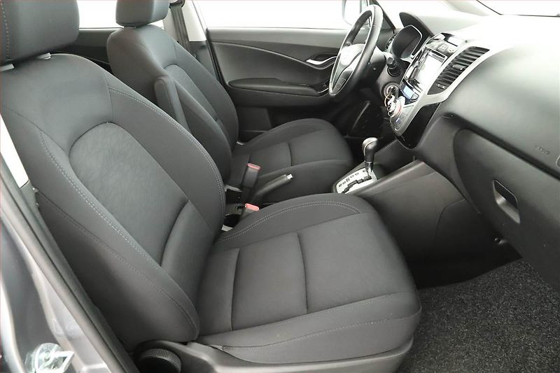 Hyundai ix20 (2014) 1.6 CVVT, Automat, Serv.kniha - fotka 6 z 16