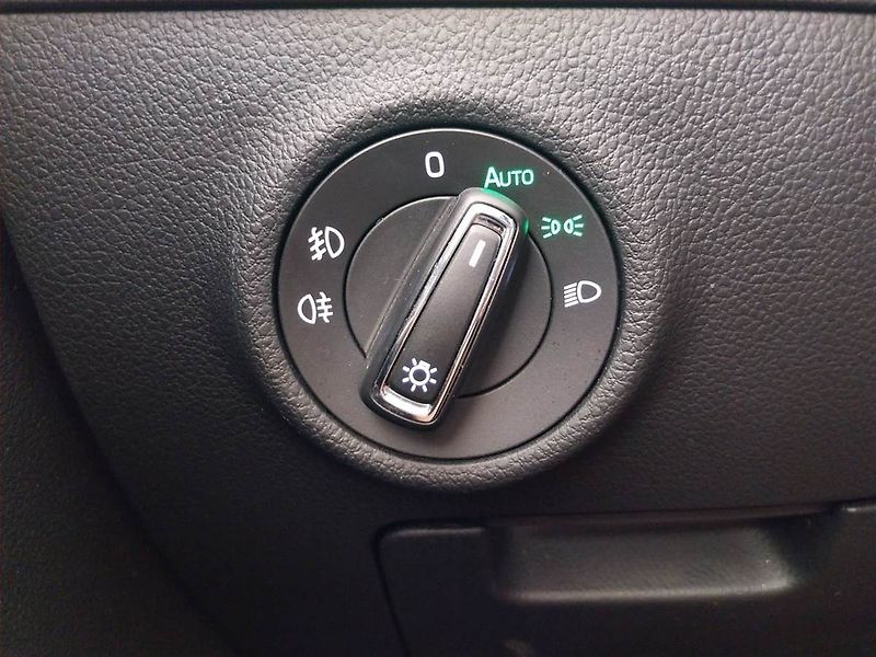 Škoda Superb (2018) 2.0 TDI, Automat, Navi - fotka 22 z 23