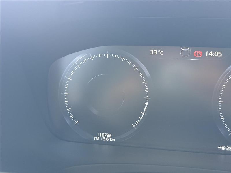 Volvo V90 2,0   173kW,CROSSCOUNTRY,SERVI - fotka 12 z 35