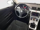 Volkswagen Passat (2008) 1.9 TDI, po STK, Tažné - náhled 7