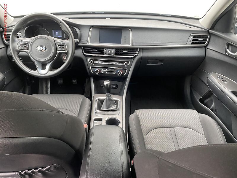 Kia Optima (2016) 1.7 CRDi, ČR, Navi, AC - fotka 8 z 17