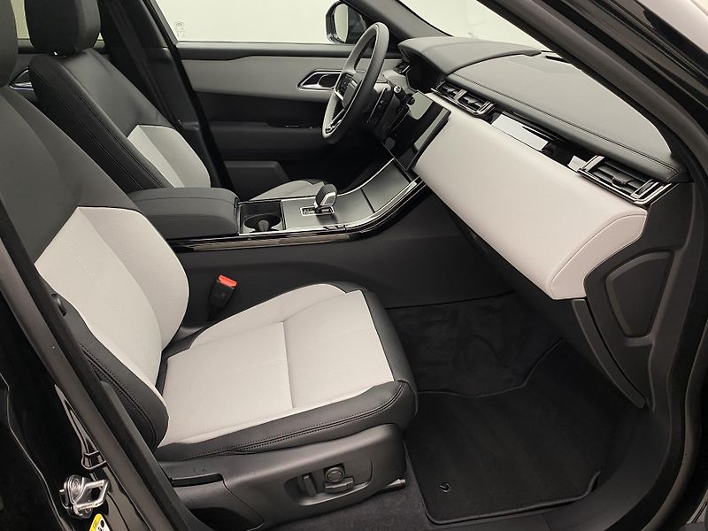 Land Rover Range Rover Velar D300 Dynamic SE REZERVACE - fotka 21 z 61