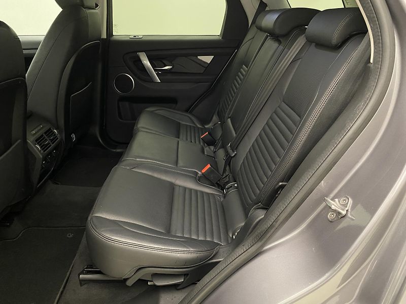 Land Rover Discovery Sport D150 S AWD AUT CZ - fotka 5 z 43