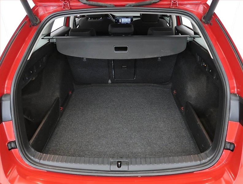Škoda Octavia (2021) 1.0 TSI, Serv.kniha, Navi - fotka 14 z 26
