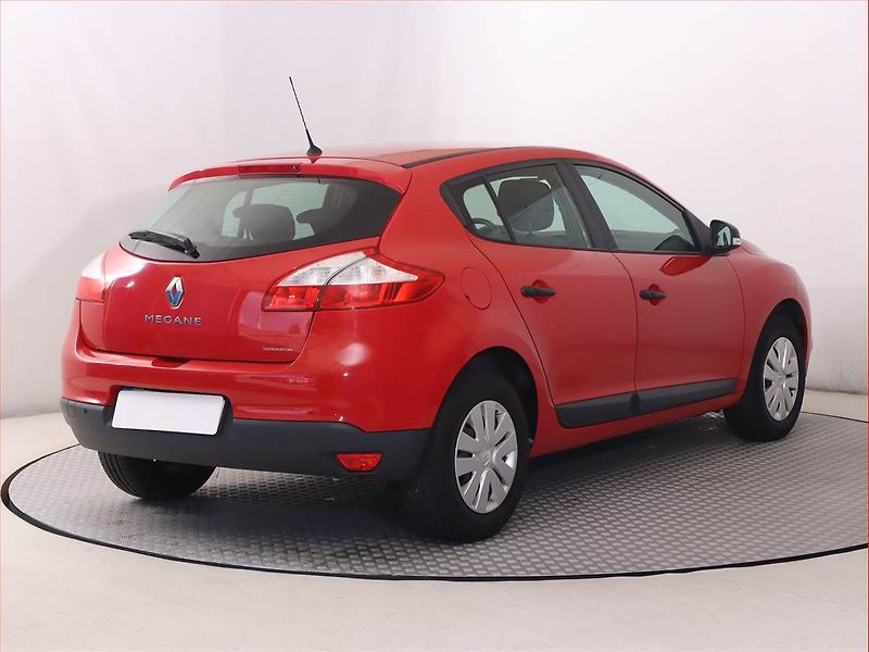 Renault Mégane (2012) 1.6 16V - fotka 5 z 15