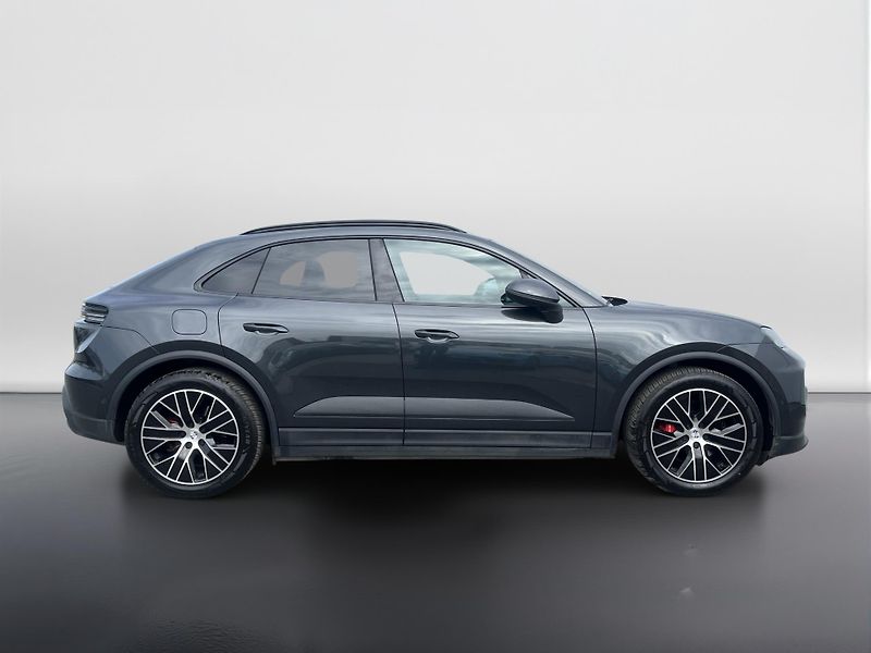 Porsche Macan 4s - fotka 5 z 26