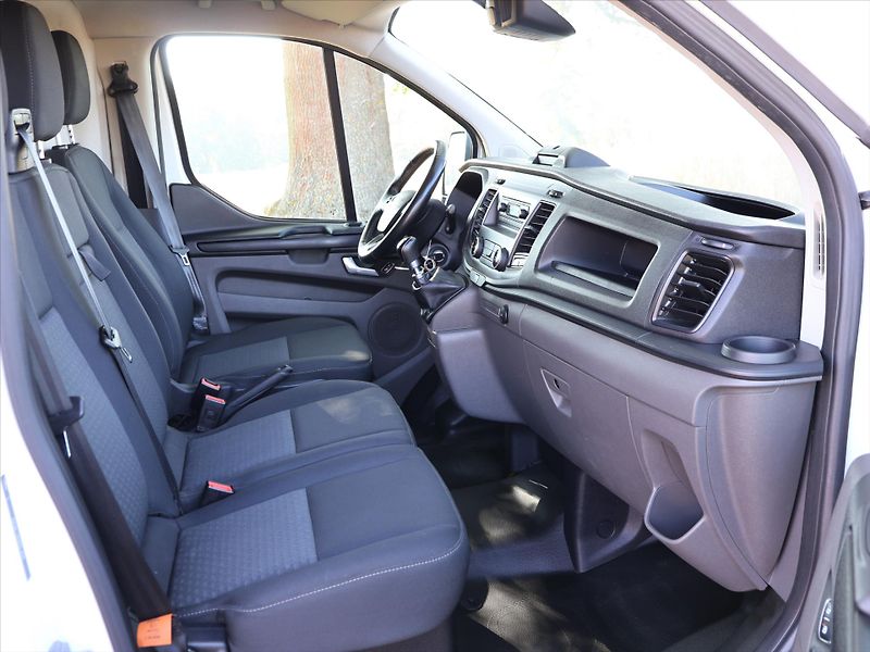 Ford Transit Custom 2,0 EcoBlue klima 1.Maj. DPH - fotka 12 z 34