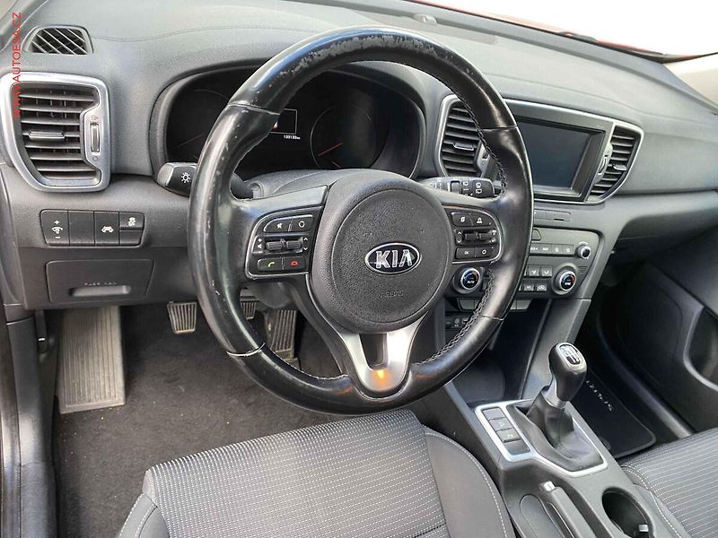 Kia Sportage (2017) 1.7 CRDi, 2.maj,ČR, Navi - fotka 12 z 16