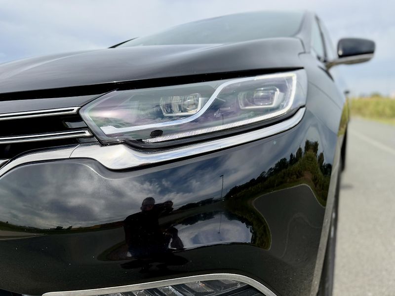 Renault Espace 1.6 DCI 7MÍST LED NAVI 2X KOLA - fotka 9 z 47