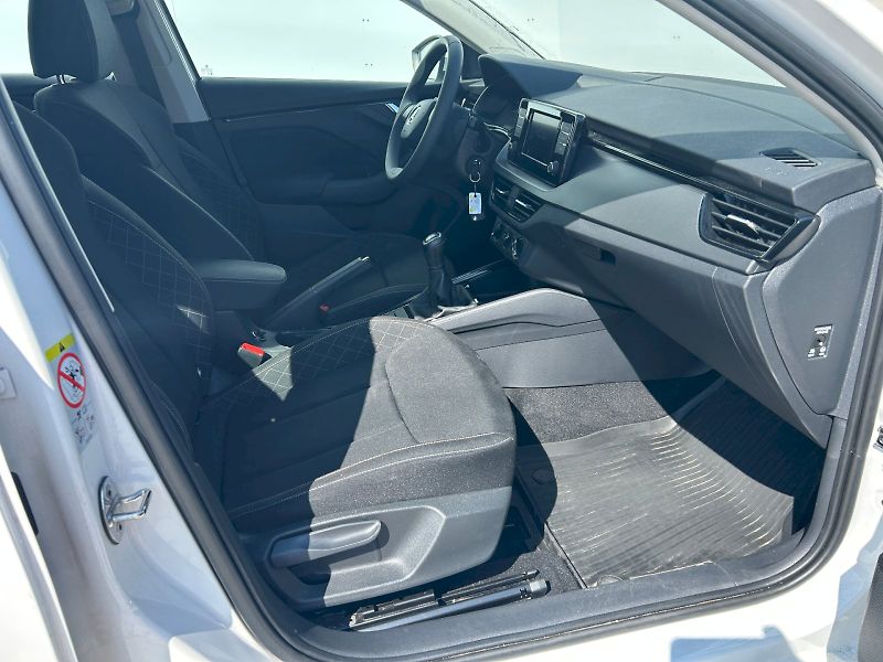 Škoda Scala (2023) 1,5 TSI 110 kW manuál - fotka 11 z 25
