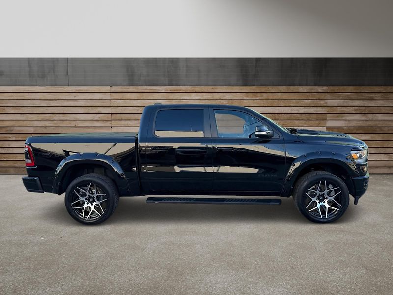 Dodge RAM (2022) +HEMI+GT/SPORT+INDIVIDUAL+ - fotka 2 z 29