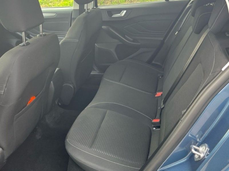 Ford Focus 1.0i,114KW,1MAJ, CZ, DPH - fotka 12 z 18