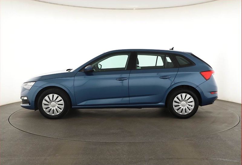 Škoda Scala (2020) Ambition 1.0 TSI, ČR,1.maj - fotka 3 z 11