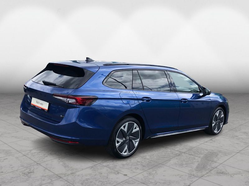 Škoda Superb 2.0 TSI  DSG 7° - fotka 2 z 30