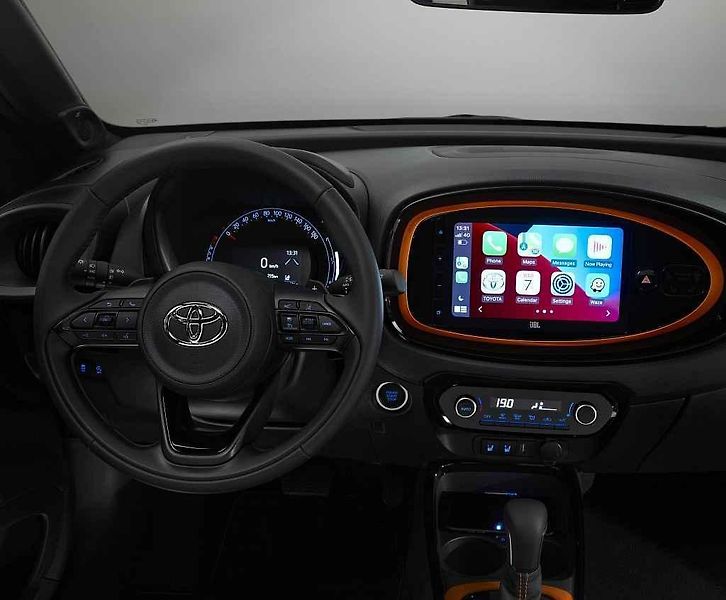 První Toyota Aygo Cross předaná tuzemským zákazníkům