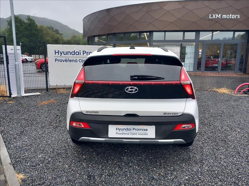 Hyundai Bayon 1,0 T-GDI DCT SMART CLIMATE - fotka 6 z 12