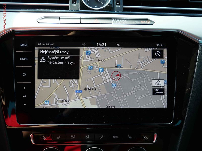 Volkswagen Passat (2018) 2.0 TDi, DSG - fotka 17 z 23