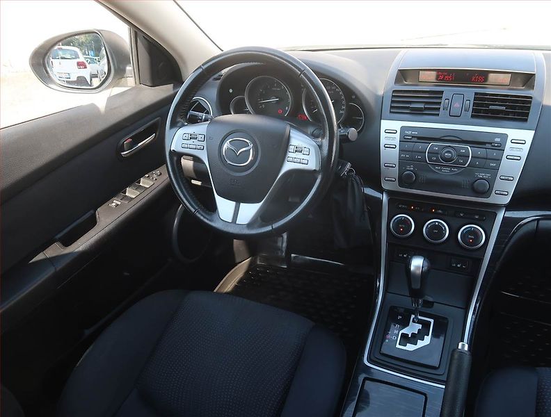 Mazda 6 (2009) 2.0, Automat, Tempomat - fotka 7 z 19