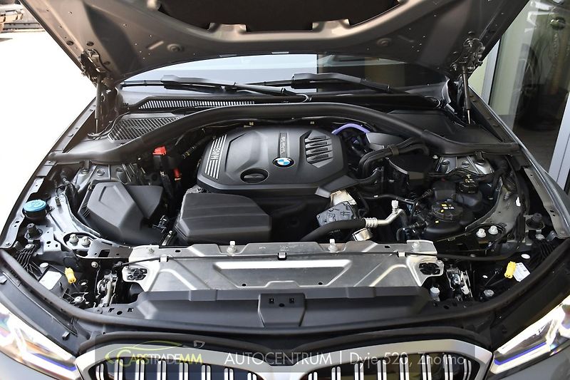 BMW Řada 3 320d xDrive M-SPORT ČR HUD DCC - fotka 55 z 58